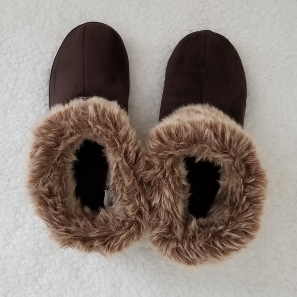 💞 Isotoner Warm Fuzzy Slippers